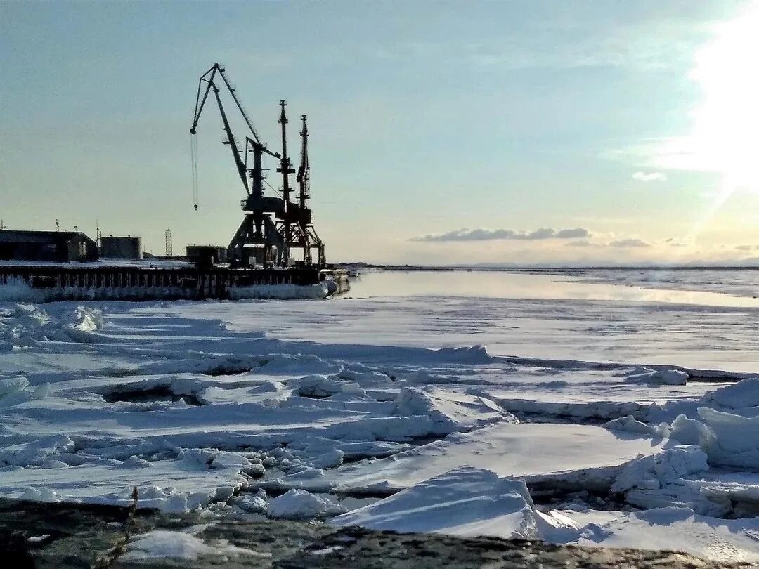 Порт Охотск. Порт Охотского моря. Капитан порта Охотск. Охотск морпорт.