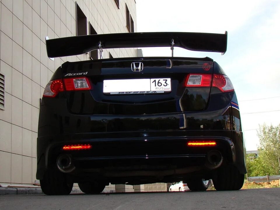 Honda civic 9 спойлер. Honda civic спойлер mugen. Honda accord со спойлером. Хонда со спойлером. Хонда со спойлером.