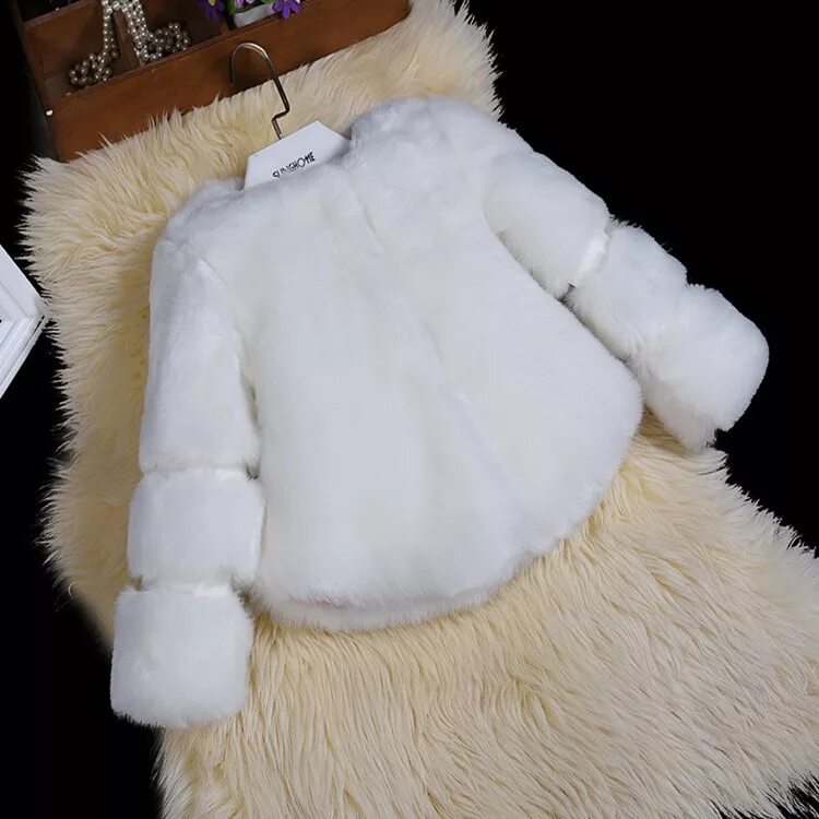 Шубка для девочки. Плюшевая куртка глория джинс. Куртка с мехом для девочки. Детские шубки. Куртка мех для девочки.