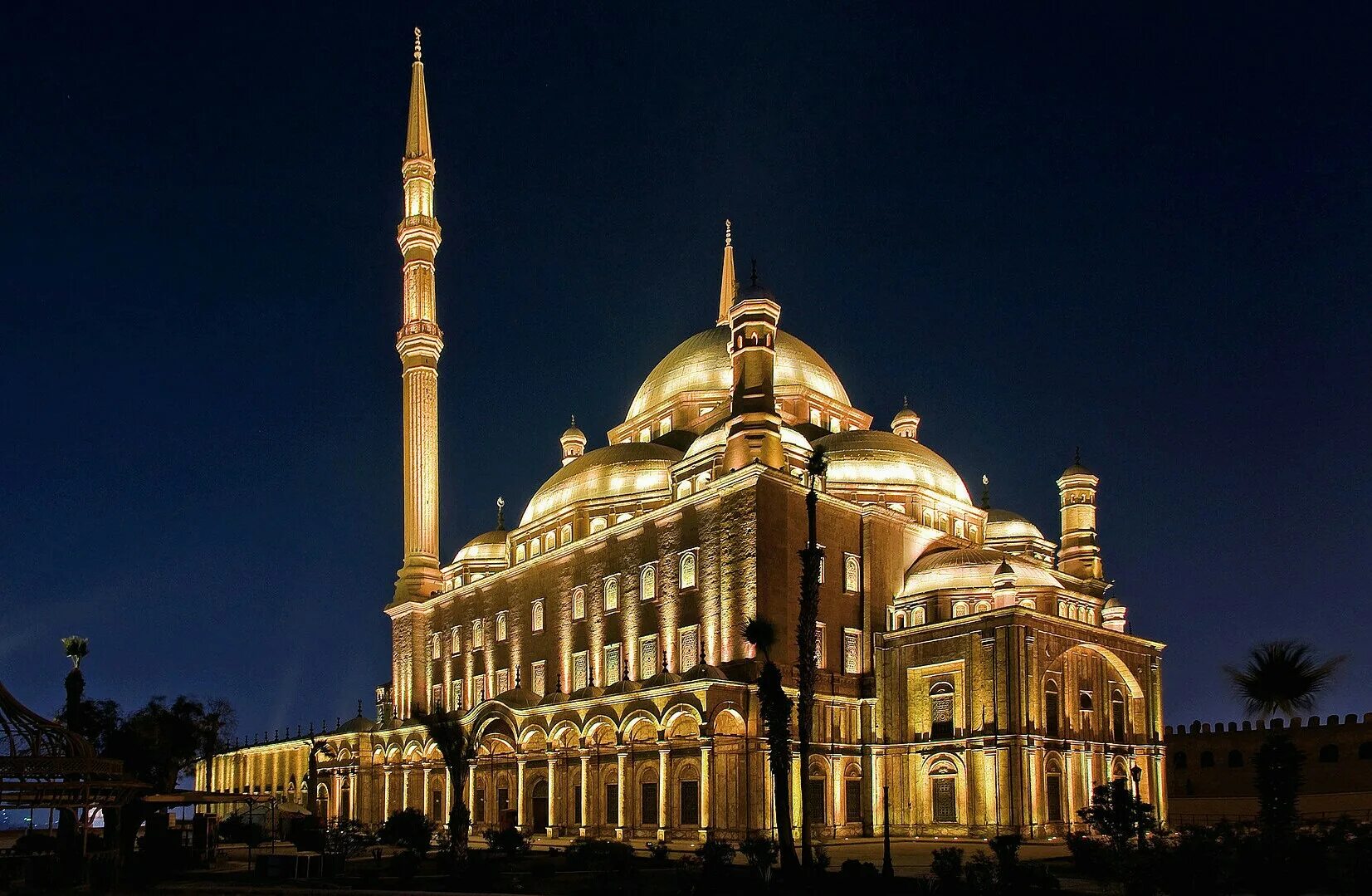 Египет мечеть мухаммеда. Мечеть хасана в каире. Алебастровая мечеть мухаммеда али. Каир архитектура. Алебастровая мечеть мухаммеда али.