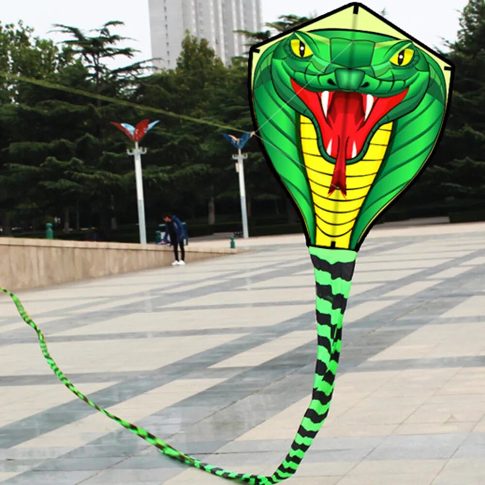 М змейка. Воздушный змей Кобра. Кобра кайт. Воздушные японские спортивные змеи. Воздушный змей в форме летающей тарелки.