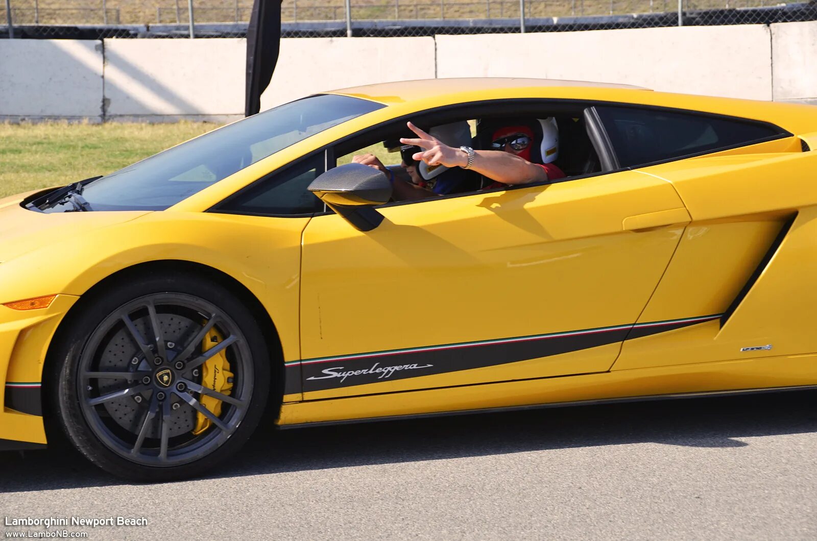 Ламборгини трек. Lamborghini track. ламборджини трек. ламборгини трек машина. трековые ламборджини.
