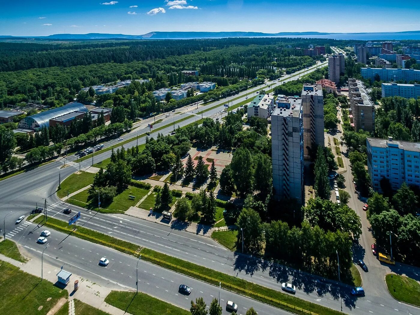 Парк тольятти автозаводский. Тольятти Автозаводский район. Тольятти вид сверху Автозаводской район. Парк Тольятти Автозаводский район. Парк Победы Тольятти авт.