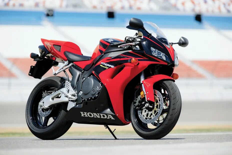 Cbr 1000. Honda 1000rr fireblade. Honda fireblade cbr1000rr-r. Honda cbr fireblade. Honda cbr s1000rr.