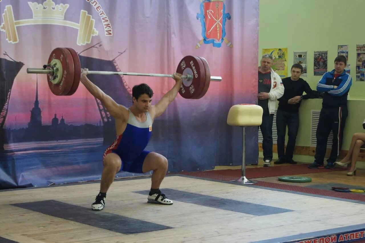 Школа олимпийского резерва имени краевского. Чемпионат россии по тяжелой атлетике. Толчок 50 кг. Тяжелая атлетика петербург. Краевского.