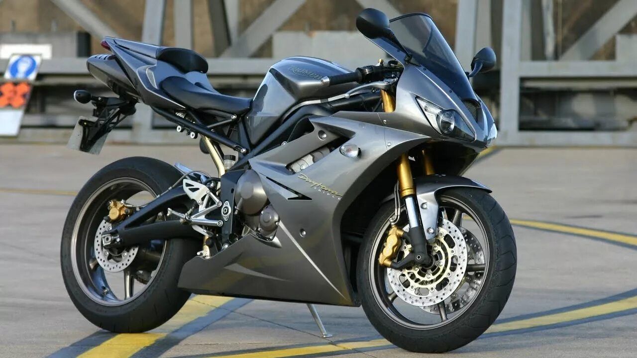 Triumph daytona 675 2009. Триумф дайтона 675. Триумф дайтона 675. Мотоцикл триумф дайтона 675. Triumph daytona 675 2007.