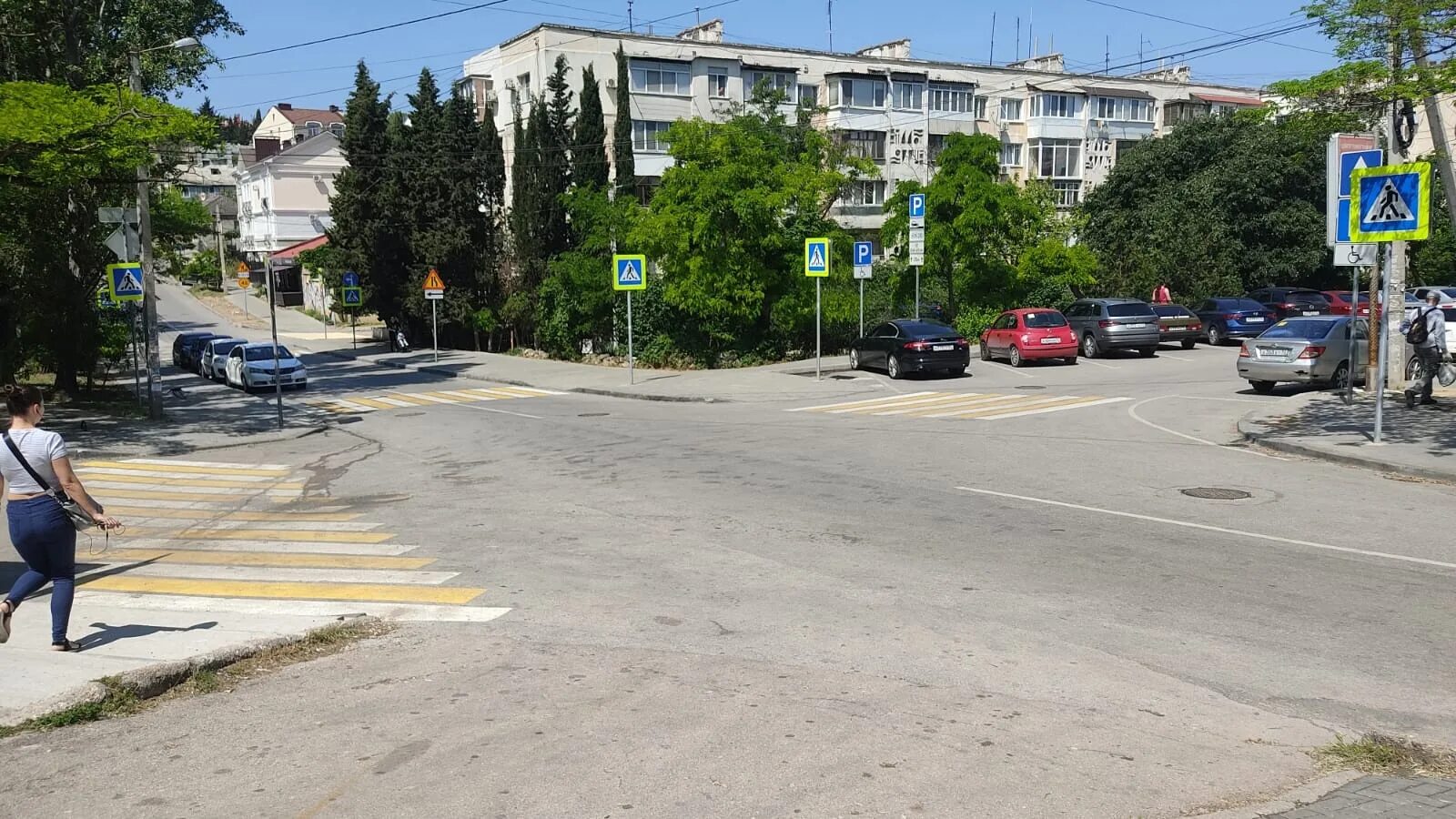 Кассы дкр севастополь. Улица пархоменко в севастополе. очаковцев 35 севастополь. севастополь очаковцев 21. севастополь ул. горького, 16.