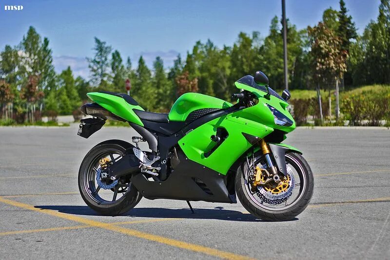 Зеленый кавасаки. Kawasaki ninja zx-14. Кавасаки ниндзя 250 салатовый. Мотоцикл кавасаки ниндзя 600. Кавасаки ниндзя 400.