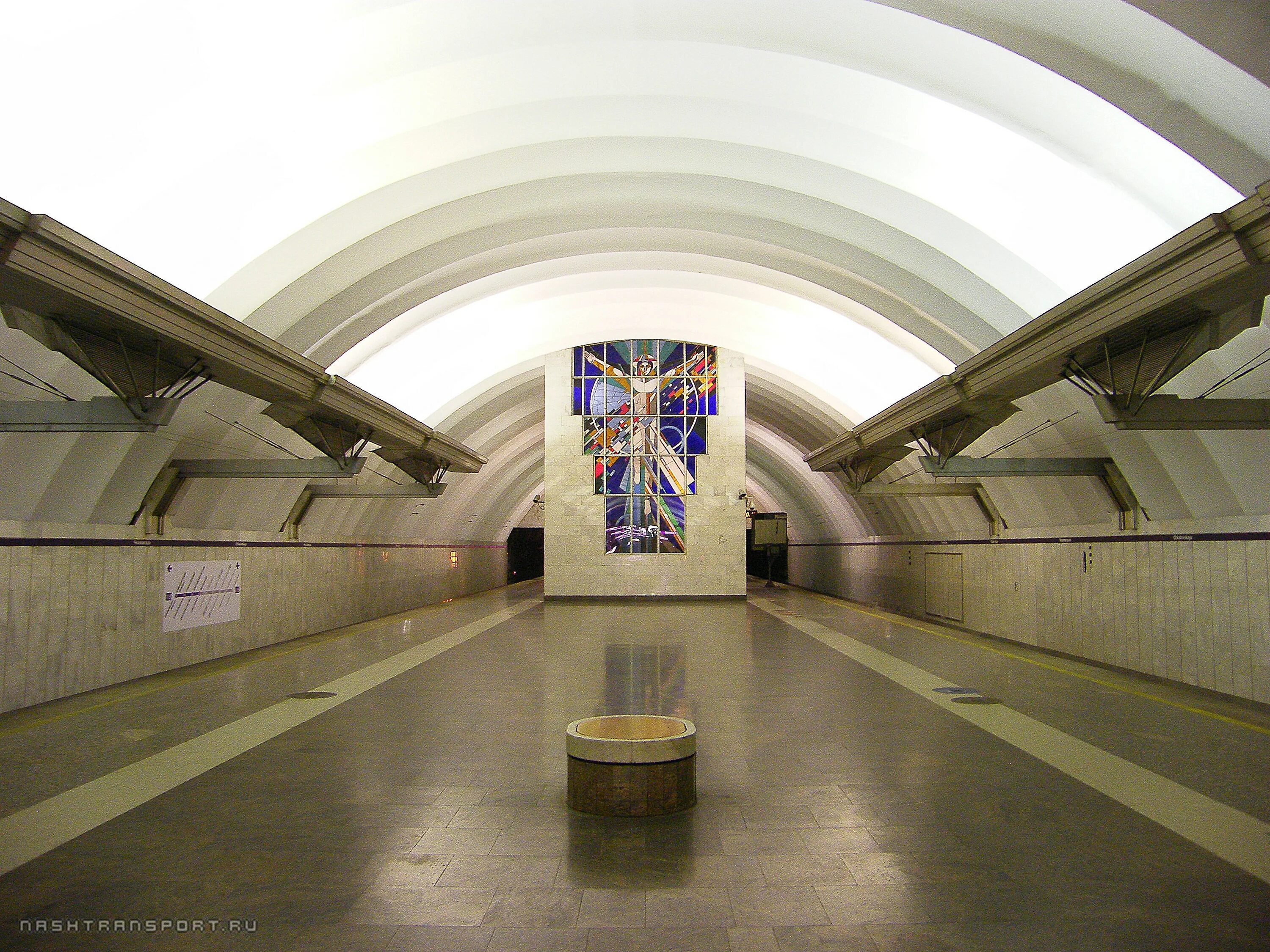 М чкаловская спб. Станция метро Чкаловская. Чкаловская (станция метро, Санкт-Петербург). Станция метро Чкаловская СПБ. Петербургский метрополитен Чкаловская.