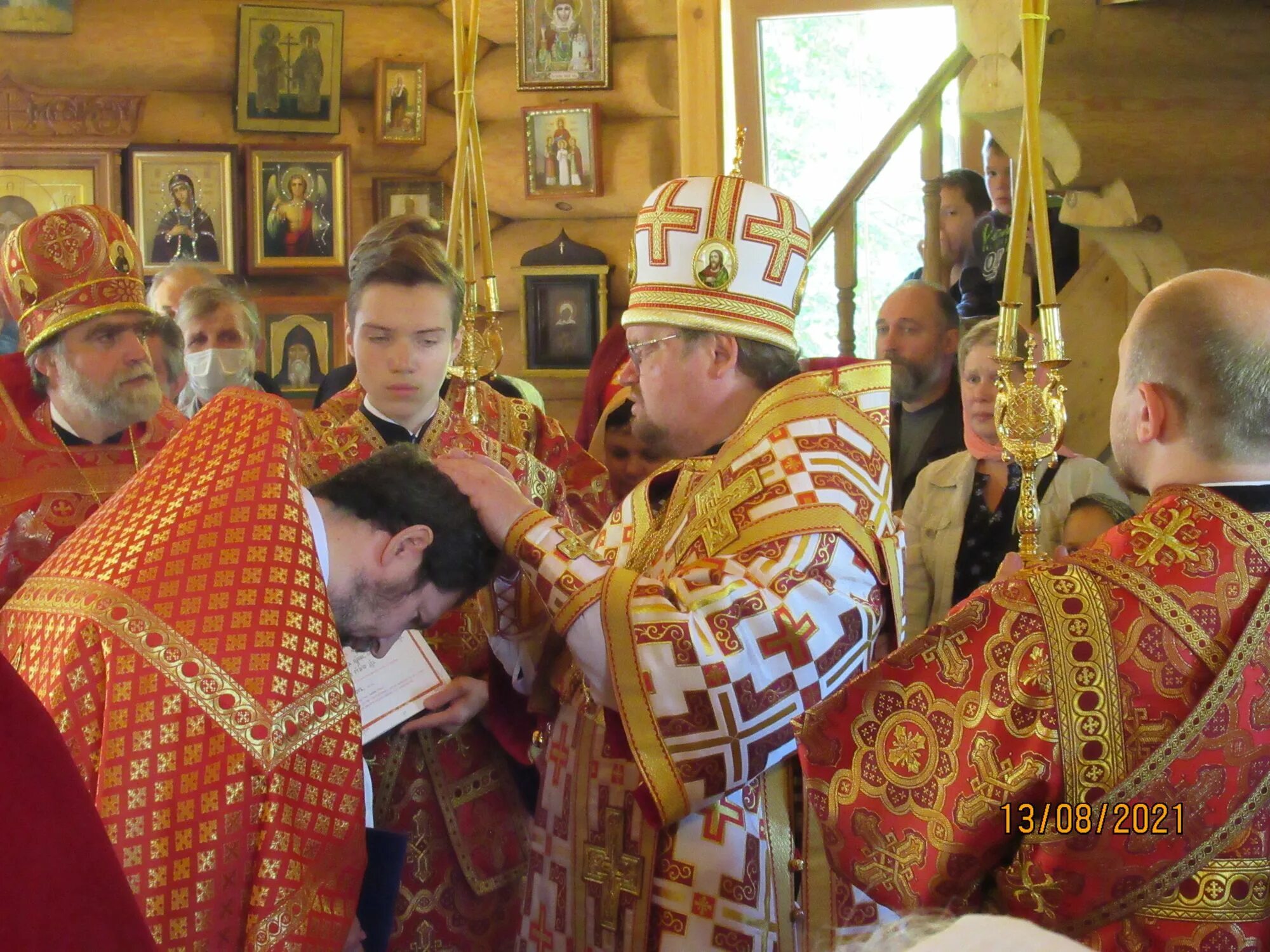 Храм священномученика вениамина. Храм священномученика вениамина. Храм священномученика вениамина. Церковь в янино. Храм мучеников российских тамбов фото праздничных служб.