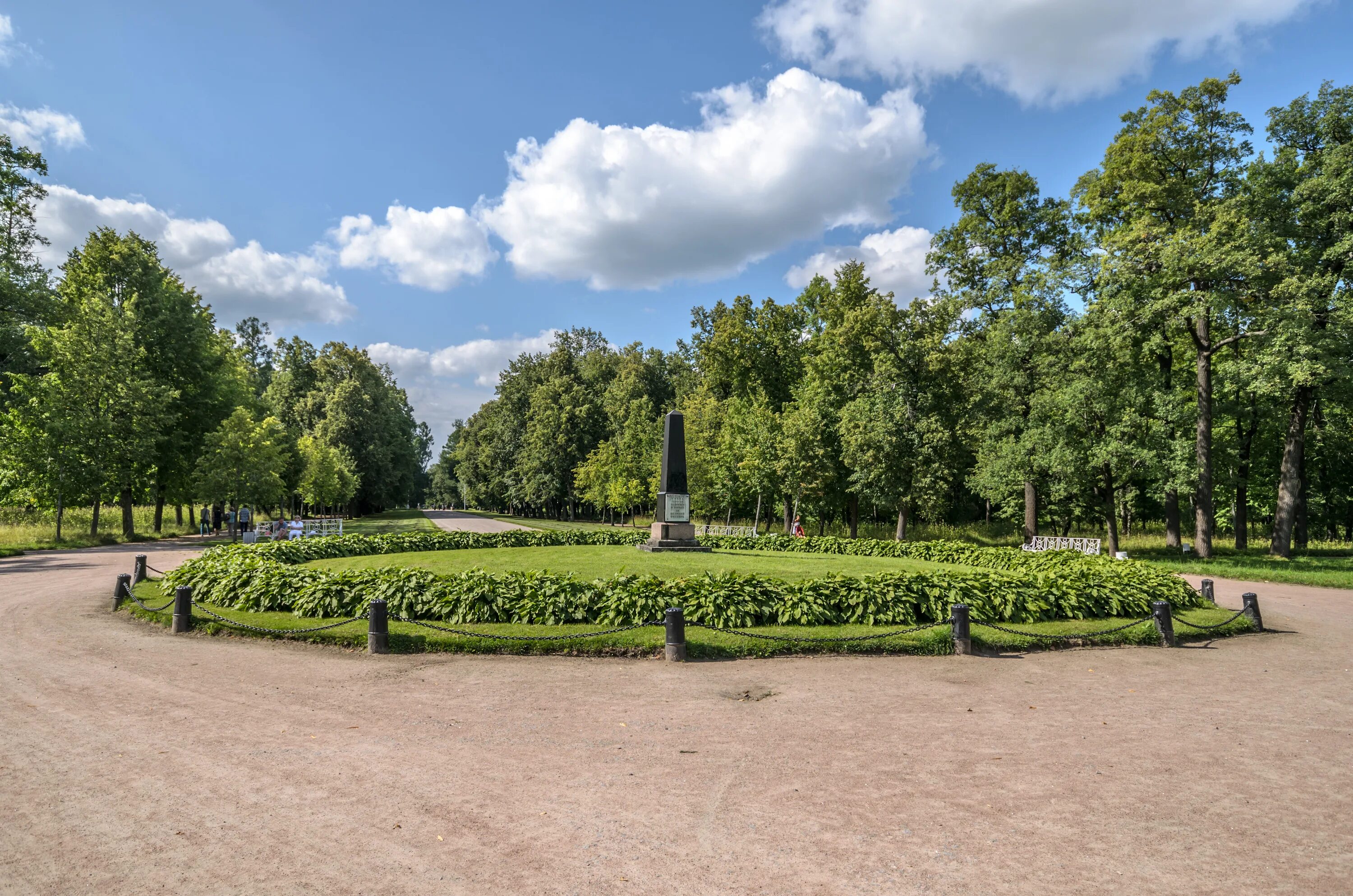 Александровский парк Царское село. Очередь в Царское село парк. Фонтаны вдоль дороги из Петербурга в Царское село. Александровский парк четыре. Ни лицейских садов ни царскосельских озер