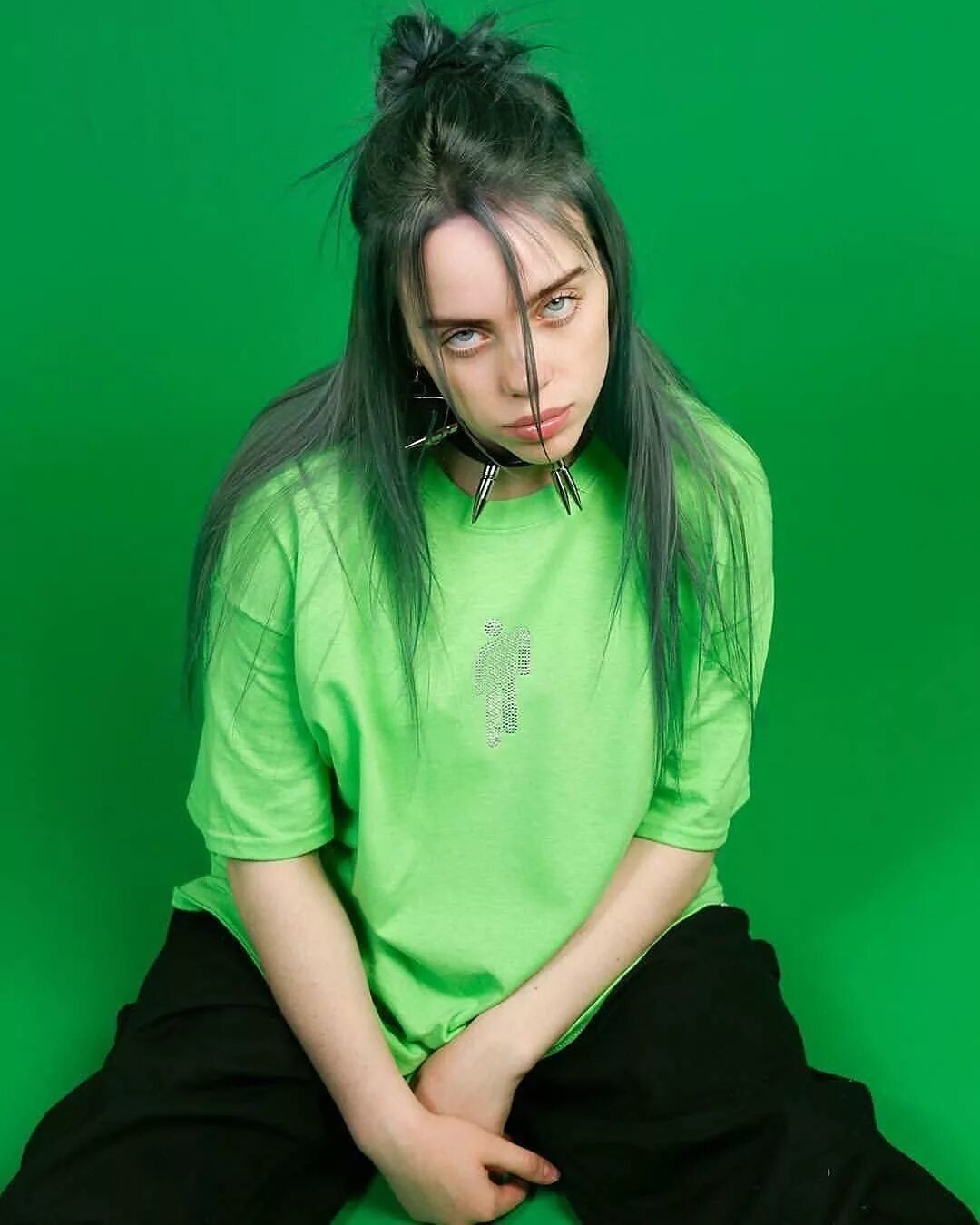 Билли айлиш bad guy. Билли айлиш. Eilish billie eilish. Eilish billie eilish. Bli ailash.