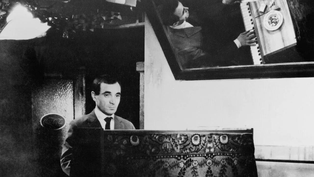 Shoot the piano player. Стреляйте в пианиста 1960. Мишель Мерсье стреляйте в пианиста. Стреляйте в пианиста фильм. Стреляйте в пианиста Трюффо.