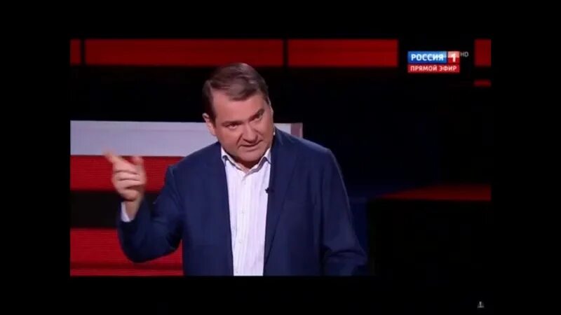 Соловьев ненавижу. Нетипичная политика. Почему у Соловьева двухцветны пиджак. Почему соловьёв ненавидит Вассерсана.