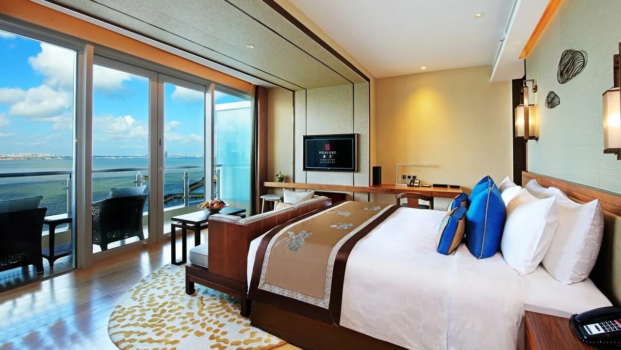 Хуалюкс Хайнань отель. Sea view 4 Вэйхай. HUALUXE Xiamen Haicang, an IHG Hotel. Royal Sea view 4 Alayea. Вэйхай китай отдых на море