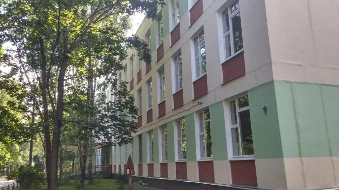 Школа 810. Школа 407 выхино. Снайперская 4. Школа 810 москва. Школа 890 москва вешняки.