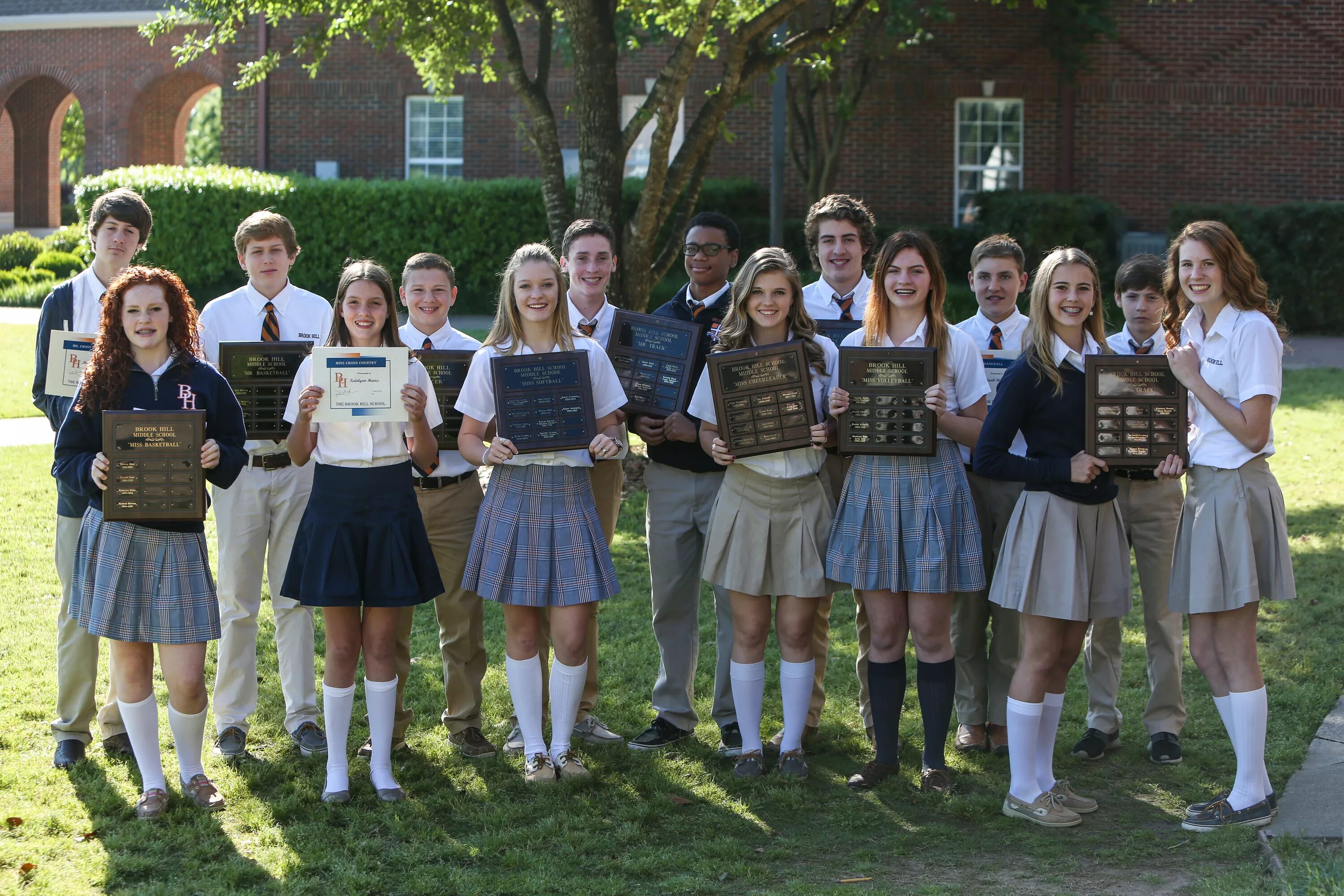 Secondary education: middle school. Мидл скул. Мидл скул. High school в америке. Middle school в сша местоположение.