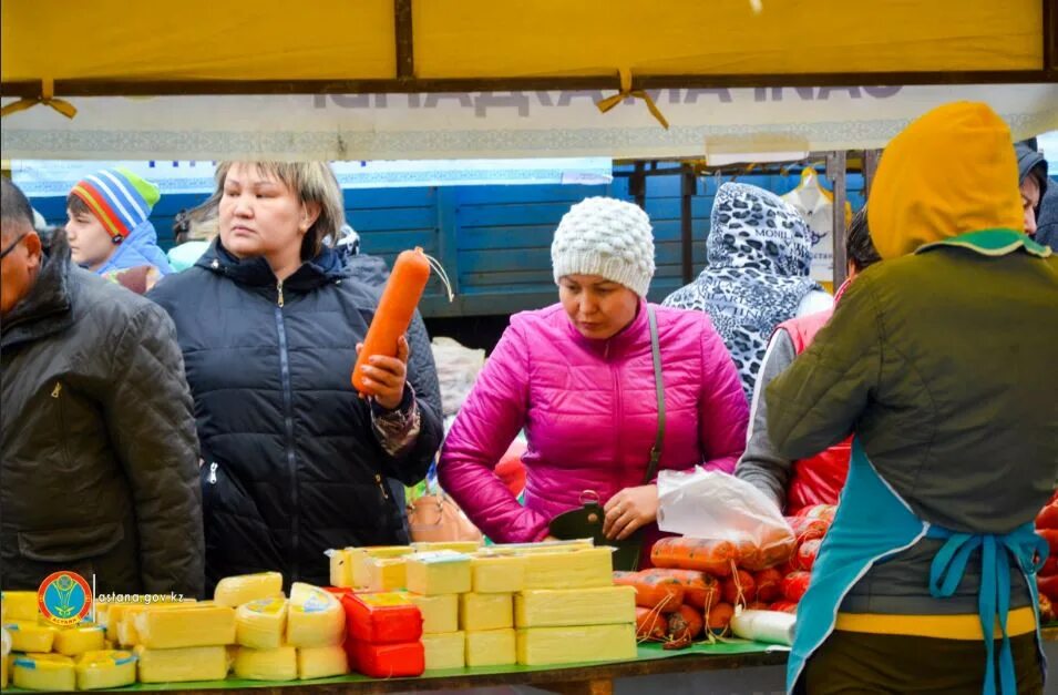 Вакансия новые на сегодняшний день. Ярмарка в Астане. Ярмарка в Астане сегодня.