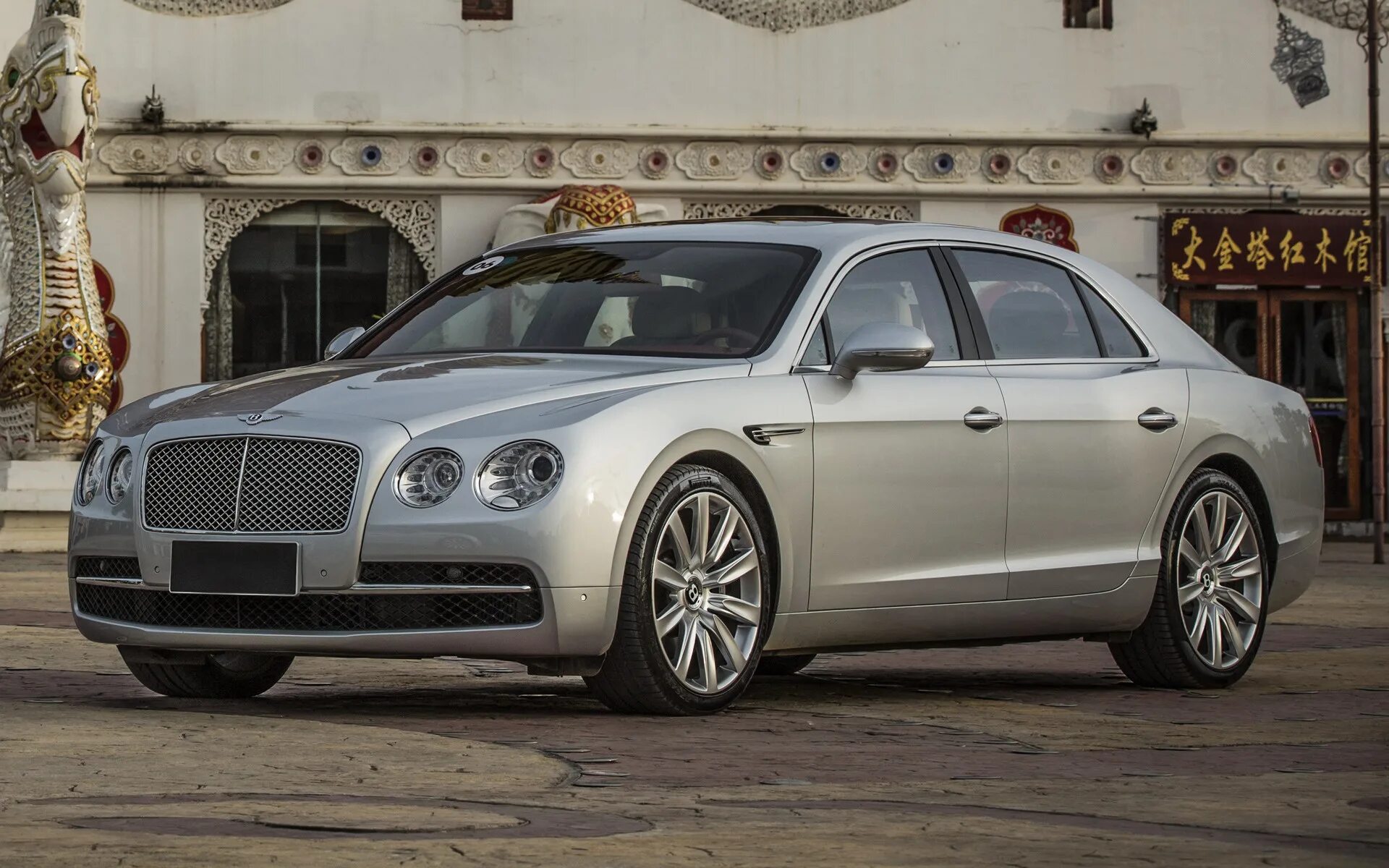 Бентли Flying Spur. Bentley Flying Spur v8. Бентли Флаинг Спур 2022. Bentley Continental Flying Spur 2014.