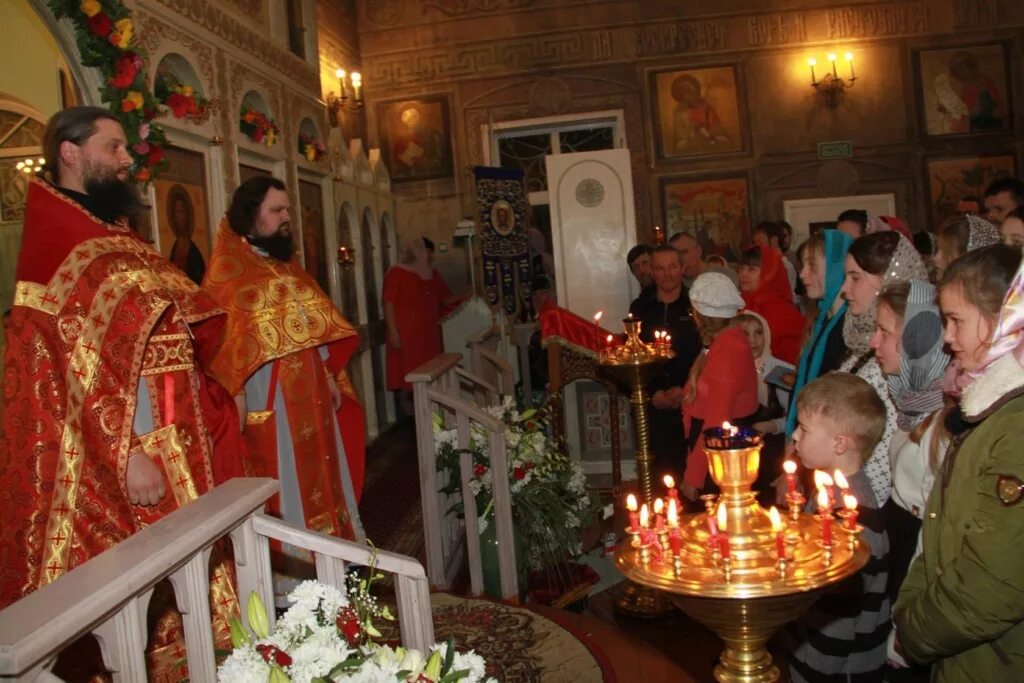 священники благовещенские. священники благовещенские. валя владыка красноярск. гусев сергей священник. священники благовещенские.