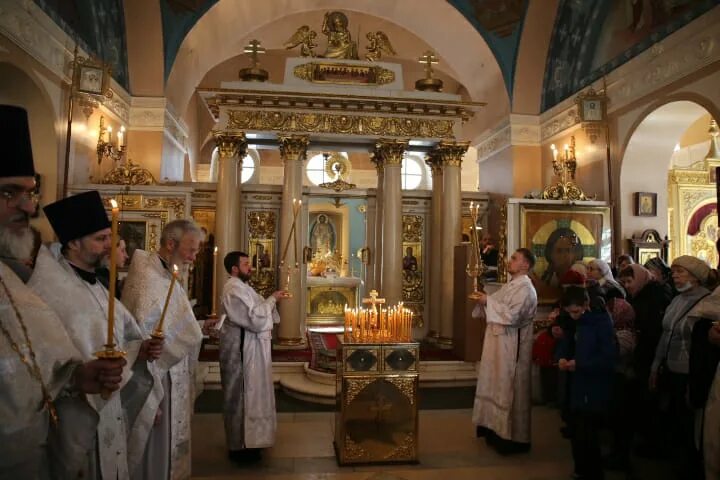 соборование во влахернском храме в кузьминках. кузьминки церковь влахернской божией матери. храм влахернской иконы божией матери в кузьминках. бдения во влахернском храме. отец виталий храм влахернской.