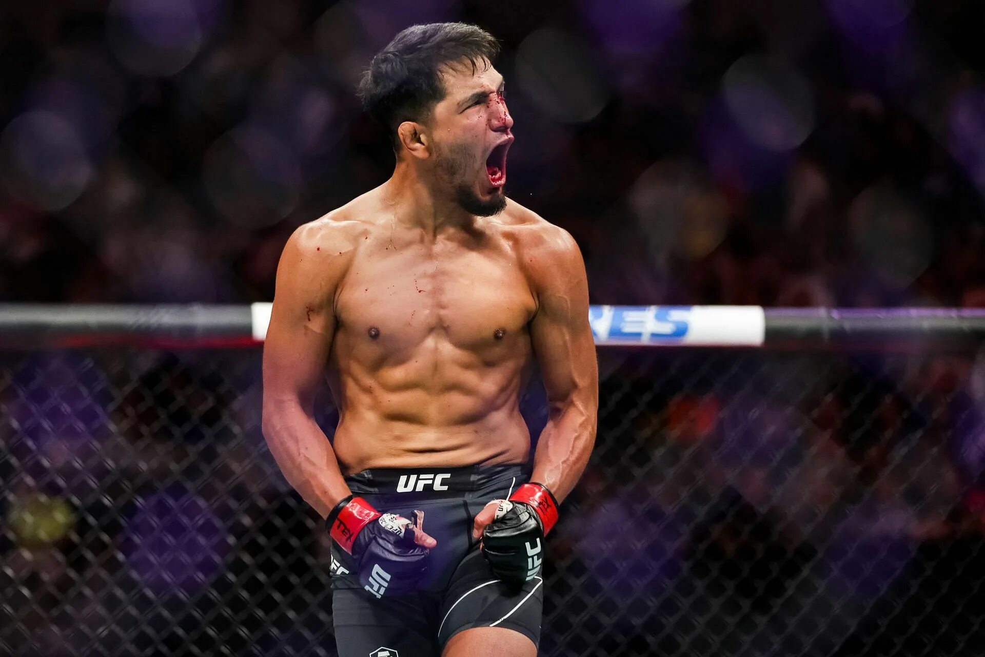 Адесанья перейра кард ufc. Результаты сегодняшнего юфс. Джон джонс боец ufc. Результаты сегодняшнего юфс. Adrian yanez ufc.