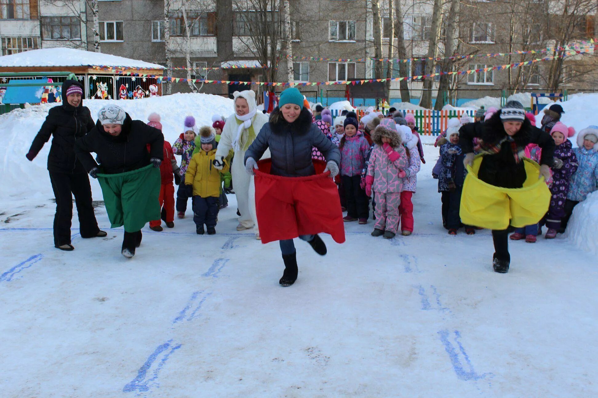 Зимняя конкурсно игровая программа