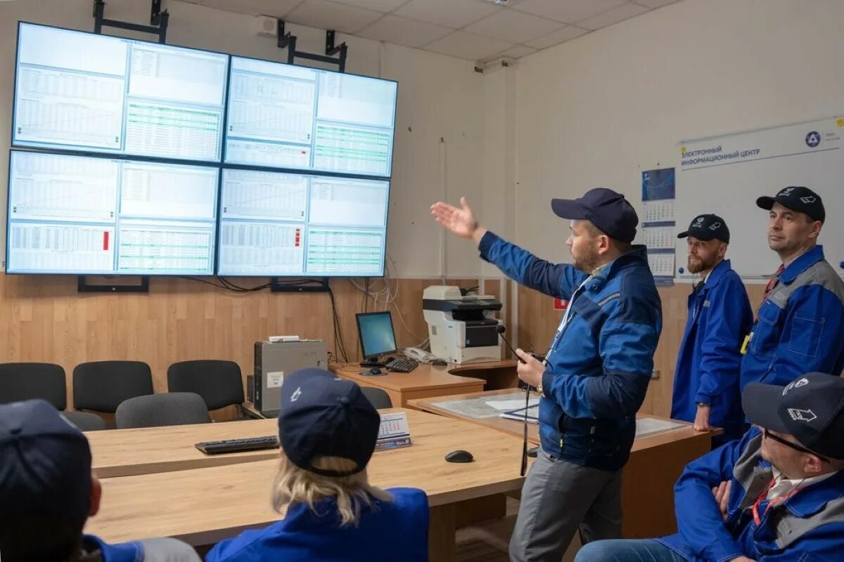 Глазов росатом. Каракури росатом 2021. Глазов росатом. Чинейкин сергей владимирович чмз. Твэл росатом.