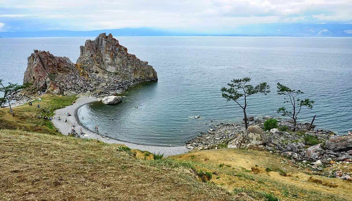 Великое озеро Байкал. Природные и искусственные объекты. Озеро Байкал презентация. Байкал глубокое озеро.