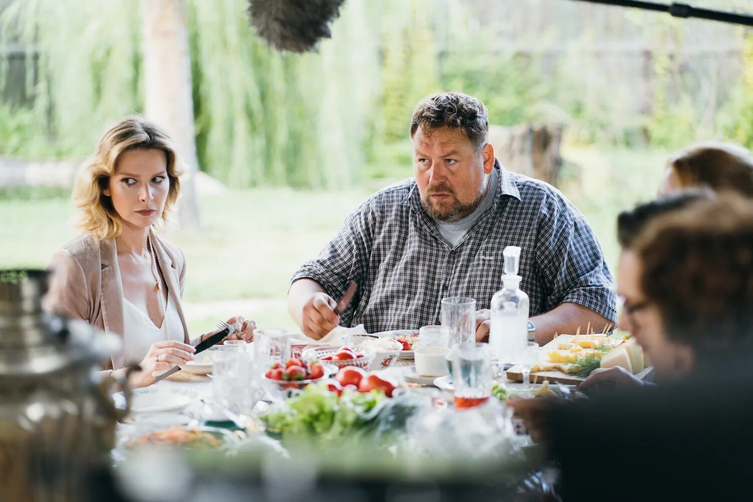 Сериал ивановы 5 сезон актеры. Дата выхода новых ивановых ивановых. Леха иванов ивановы ивановы. Ивановы ивановы боря. Дата выхода новых ивановых ивановых.