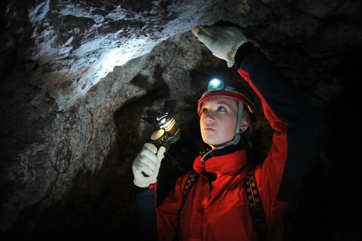 пещеры спелеология. пещеры спелеология. работа в пещерах. работа в пещерах. работа в пещерах.