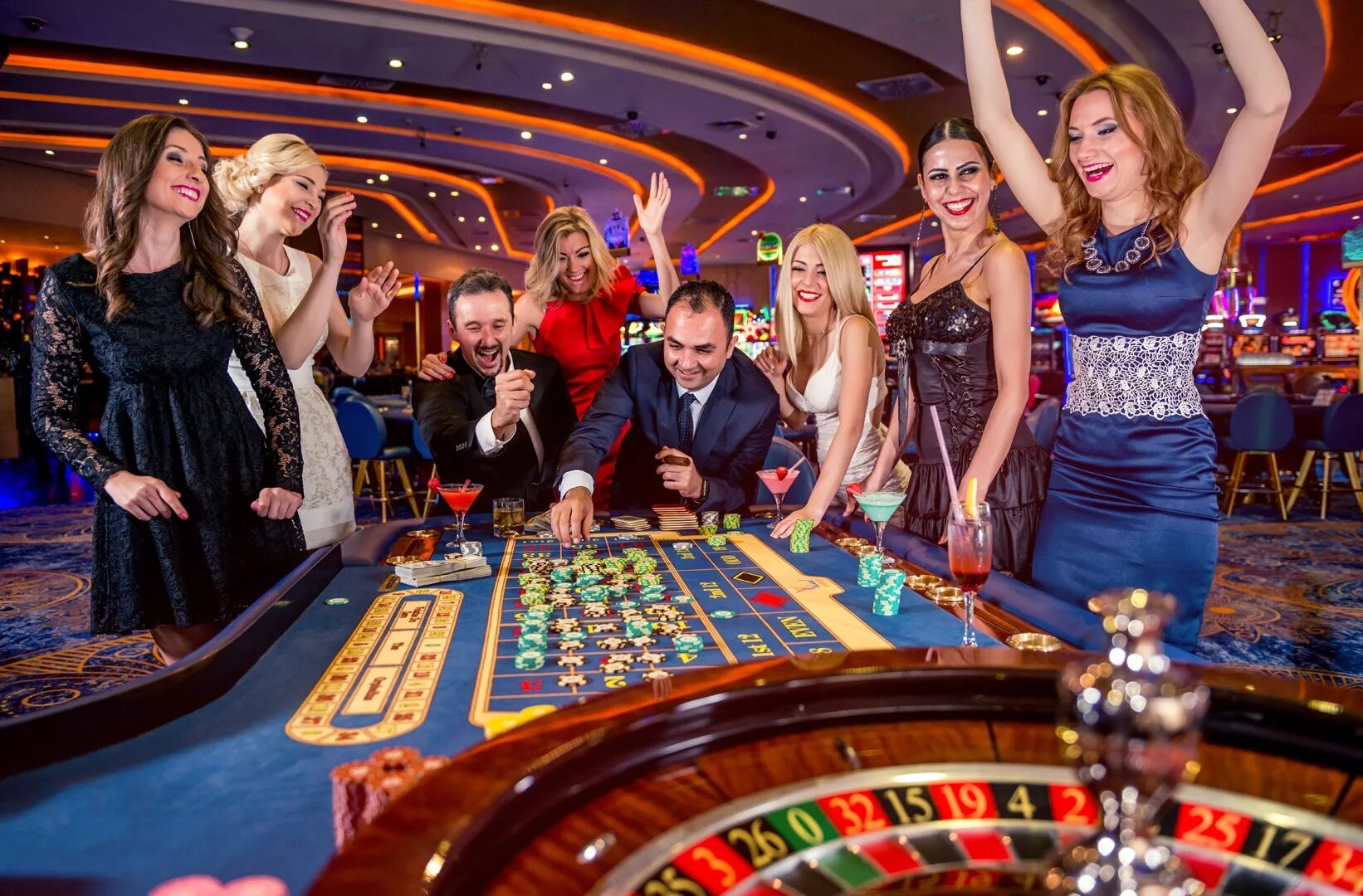 Крупье Лас Вегас. Современное казино. Казино Калининград. Казино фото. All right casino allright casino net ru