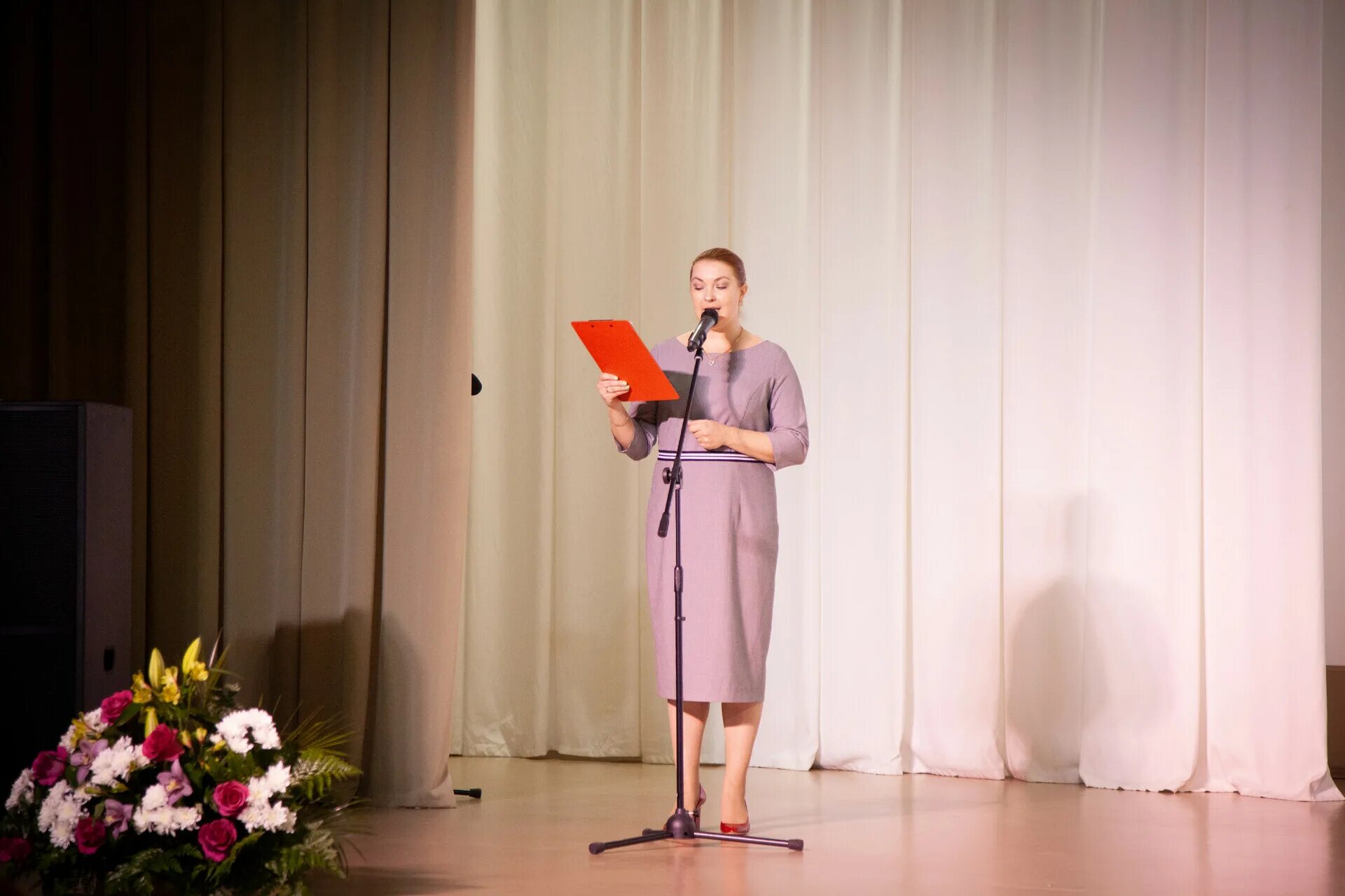 Конкурсы среди педагогов. Учитель года псковская область. Учитель года псковская область. Всероссийский конкурс учитель года 2022. Конкурсы среди педагогов.