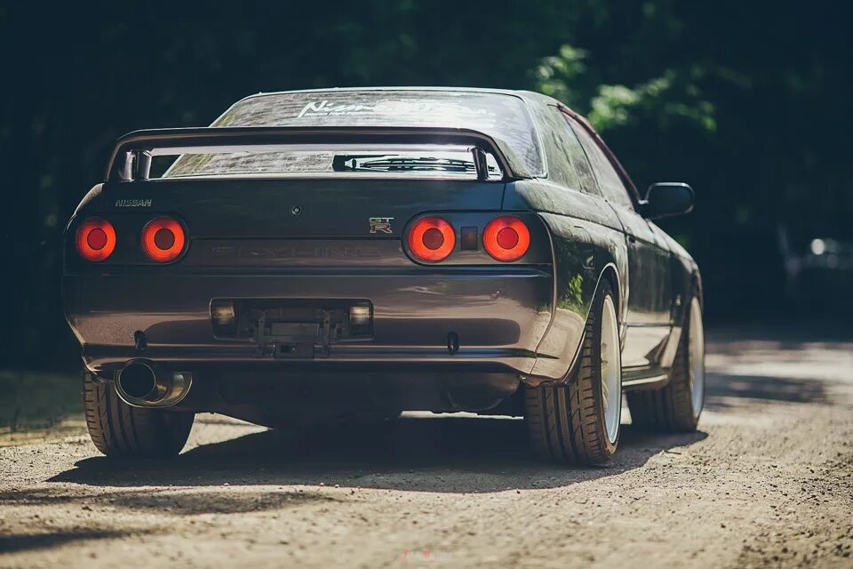 Nissan skyline gtr r34. Р 32 34. Skyline r32 gtr. Ниссан скайлайн 34. Nissan r32 drift.