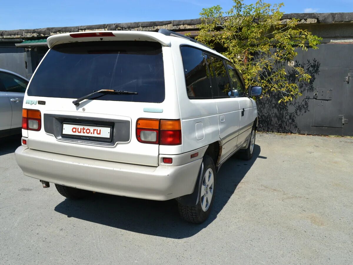 Мазда мпв 1 поколение. Mazda MPV 1996 дизель. Мазда МПВ 1996 года дизель. Mazda MPV lv 1989. Автомобиль МПВ 1996г.