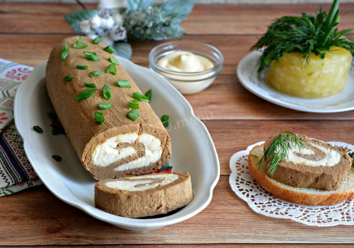 Домашний паштет простой рецепт. Печеночный паштет ,(куриной печени). Печеночный рулет. Бутерброды с печеночным паштетом. Рулет куриный с паштетом.