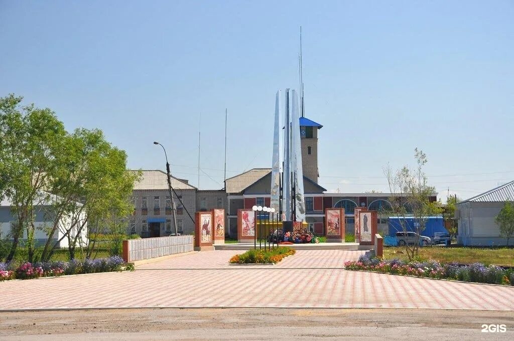 Село Баган Новосибирской области. Баганский район село Баган. Памятники села Баган Баганского района. Баган Новосибирская область монумент.