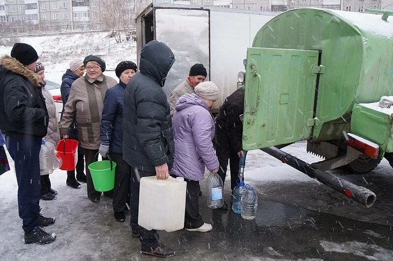 Вода первоуральск фото. Пвк первоуральск новости. Первоуральск порыв. Первоуральск когда дадут воду. Вода первоуральск фото.