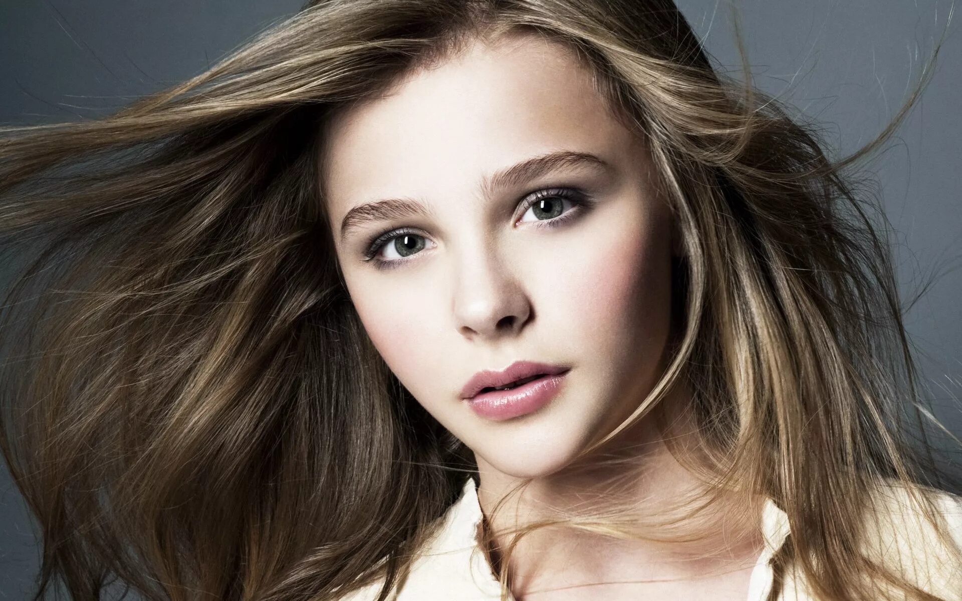 Две красивая юная. Chloe Grace Moretz.