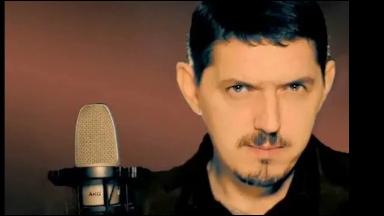 Как зовут по настоящему кобяков. Аркадий кобяков. аркадий кобяков 90е. артик  кобяков. кобяков фото.