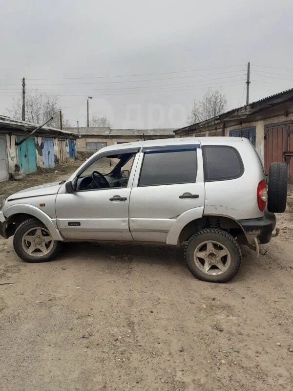 Chevrolet niva 2012 год. Chevrolet niva. Нива шевроле братске. Нива шевроле. Нива шевроле 2010г фото.