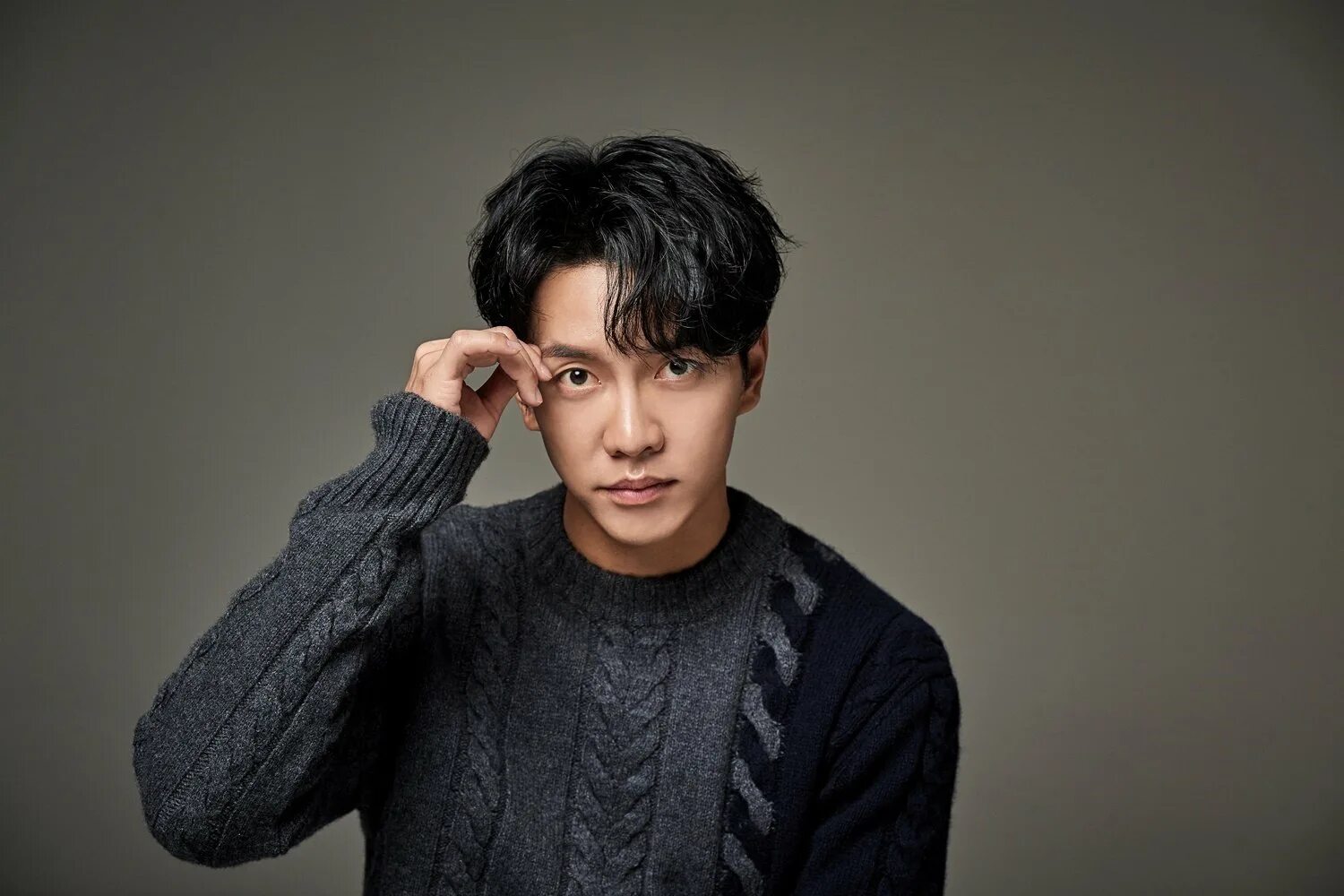 Как узнать мой ли сын. Ли сын ги. ли сын ги 2025. lee seung gi дорама. lee seung gi 2025.