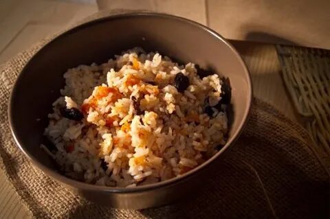 Постный плов с сухофруктами и рисом