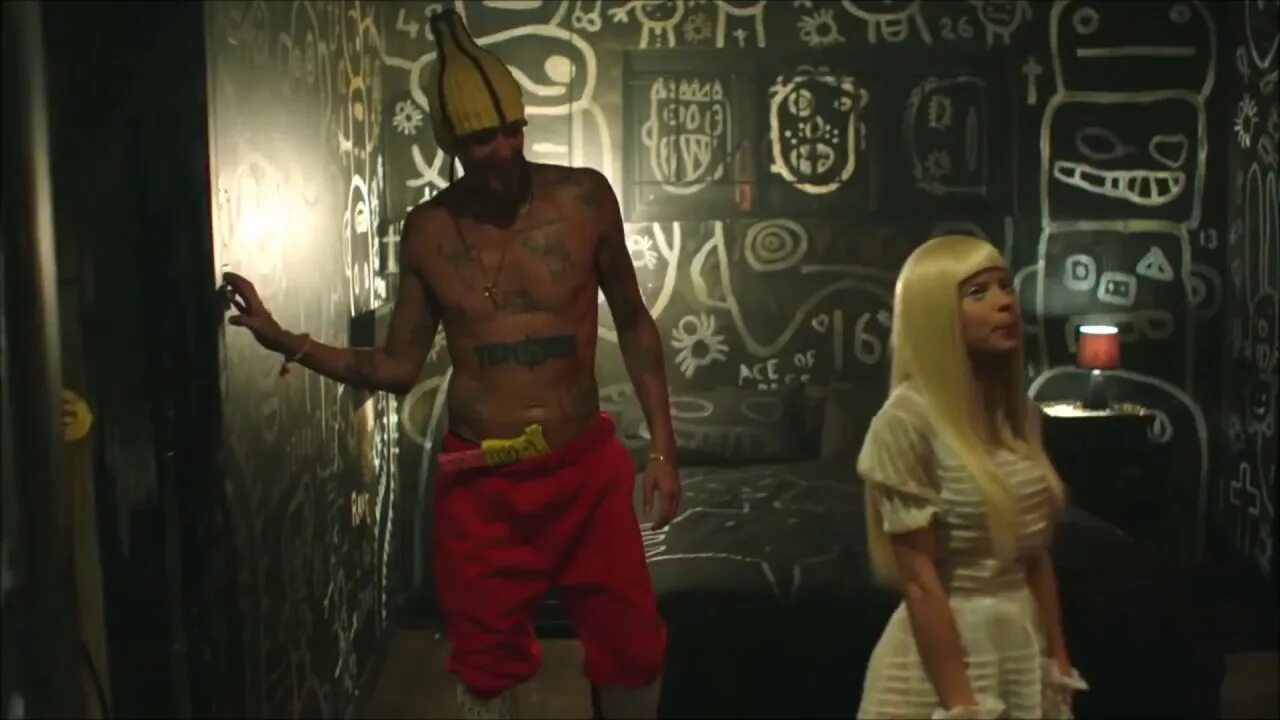 Ди антвурд банана Брейн. Die antwoord и little big. Die antwoord Butterfly. Mount Ninji and da nice time Kid die antwoord. Antwoord cookie thumper