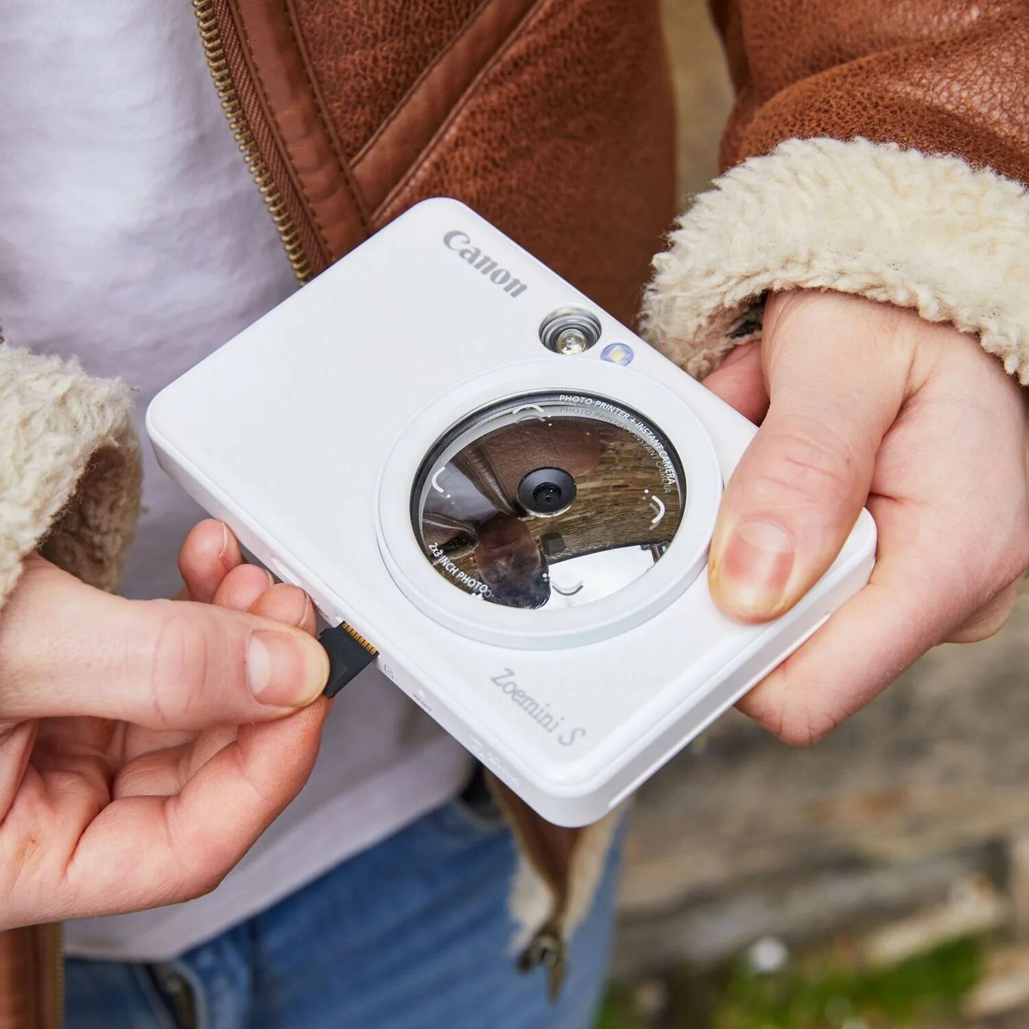 Камера canon zoemini s2. Компактный canon zoemini. Камера canon zoemini s2. Canon zoemini c cv123 bgp. Компактный canon zoemini.