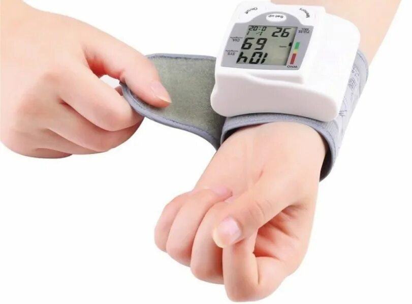 На правой или левой руке мерить давление. Тонометр ICARE. Измерение артериального давления запястным тонометром. Тонометр ICARE Home. Тонометр fully Automatic Digital Wrist Blood Pressure Monitor model number w02.