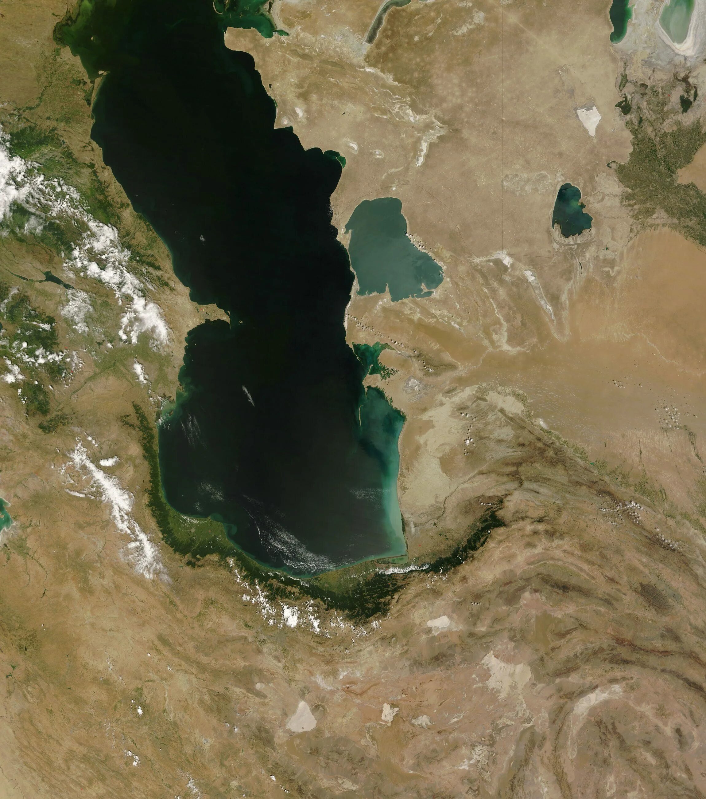 Каспийское море солонее черного. Каспийское море каспий. каспийское море космоснимок. евразия каспийское море. космический снимок каспийского моря.