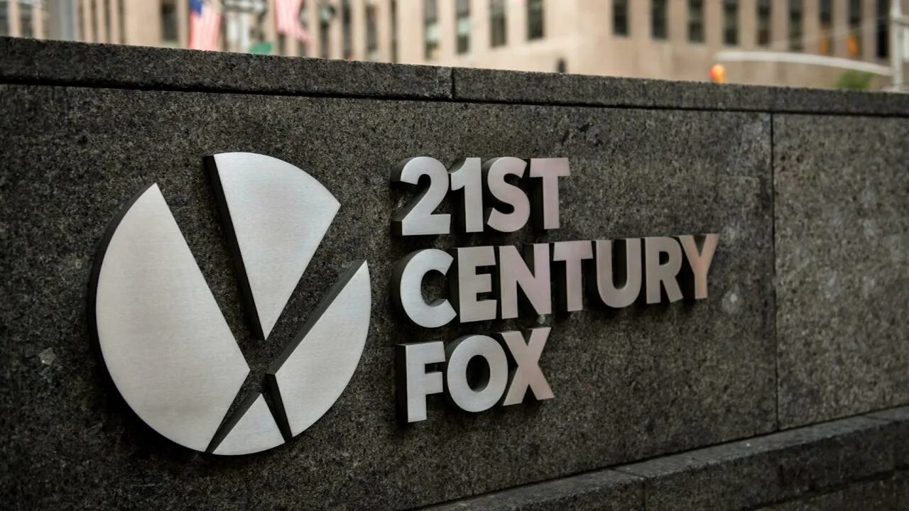 Twenty first century. 21st Century Fox. 21 Century Fox. Twenty-first Century Fox. 21st Century Fox Медиахолдинг.