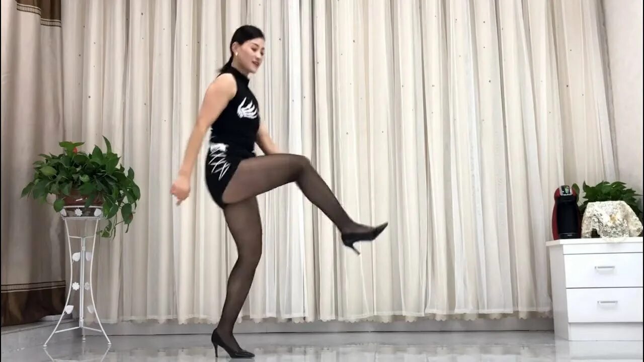 Видео танцы шафл на каблуках