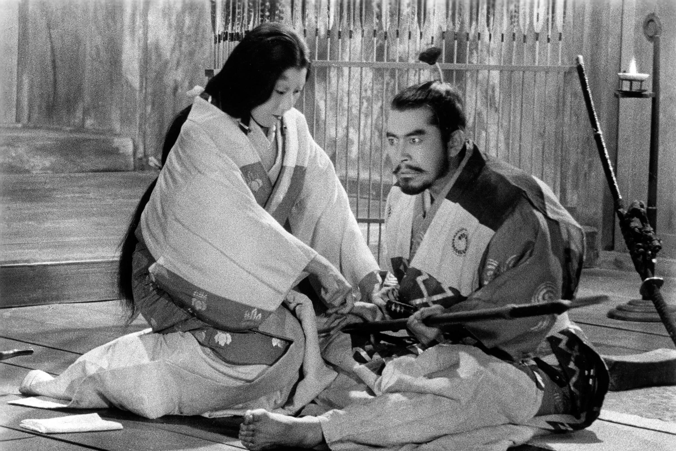 Влюбленный самурай лисицын. Тосиро Мифунэ семь самураев. Тосиро Мифунэ трон в крови. Акира Куросава Макбет.